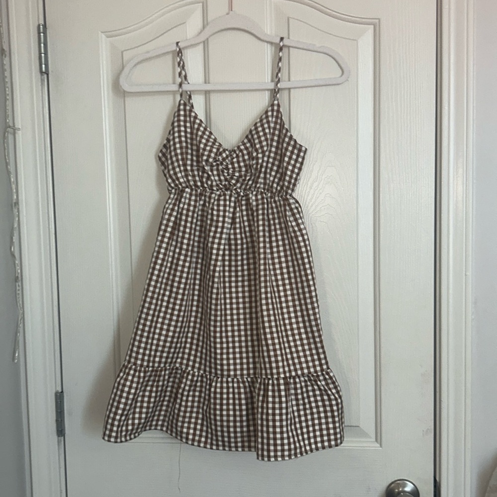 Adjustable straps, size XS, good fall dress, mini
